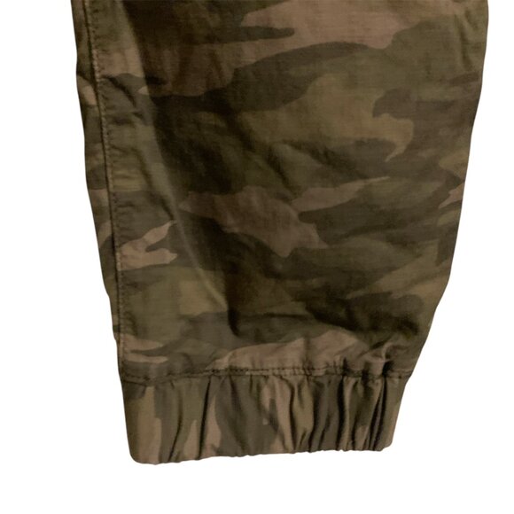 Levi's | Jet Set Jogger Camouflage Pants / Army Camo Pants | Sz L - Picture 9 of 15